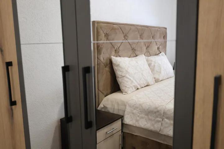 Apartments R&M Tivat Eksteriør billede