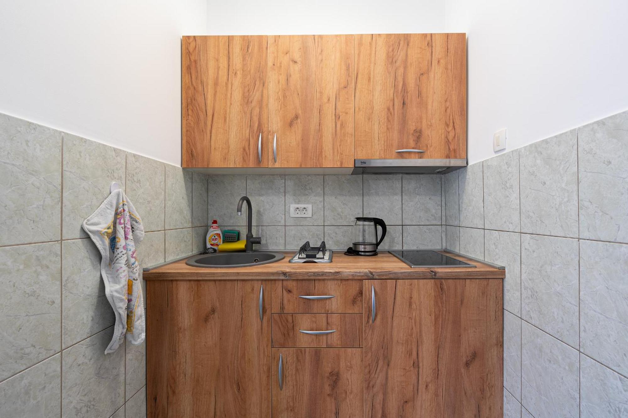 Apartments R&M Tivat Eksteriør billede
